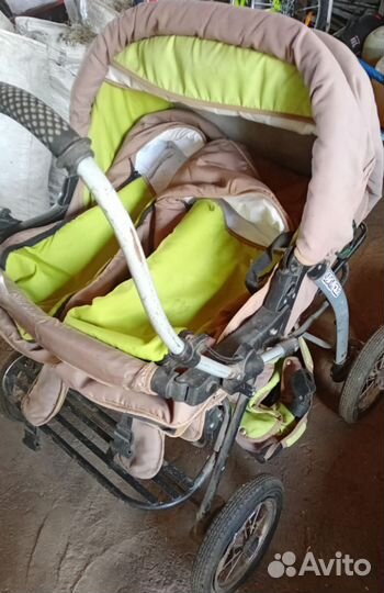 Коляска для двойни