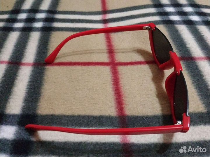 Солнцезащитные очки женские