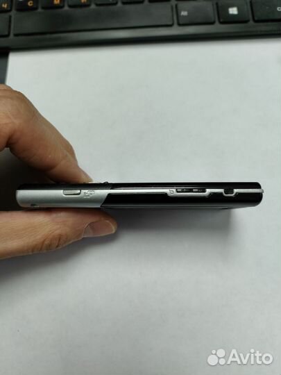 Sony Ericsson T700