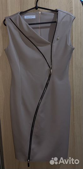 Платье женское