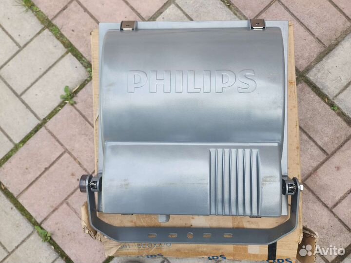 Прожектор Philips tempo 3 250w
