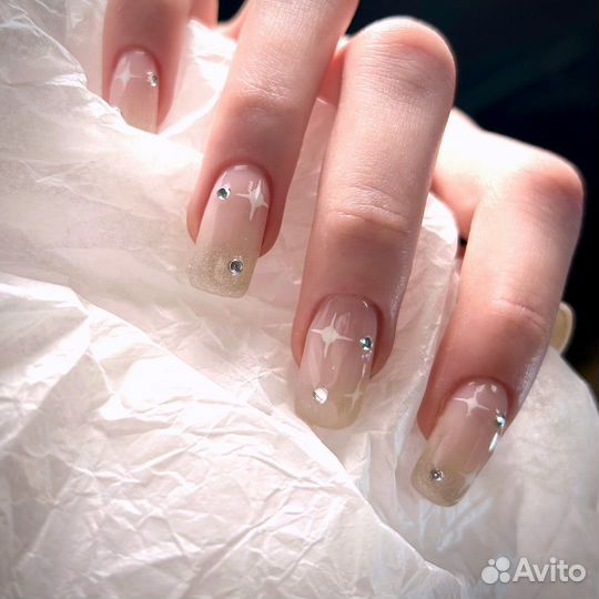 Маникюр и педикюр