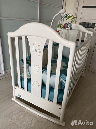 Детская кроватка