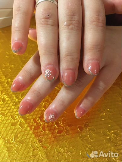 Маникюр и Наращивание ногтей