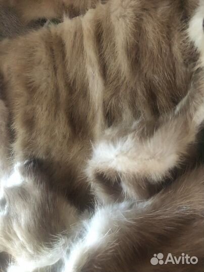 Кусочки меха норки
