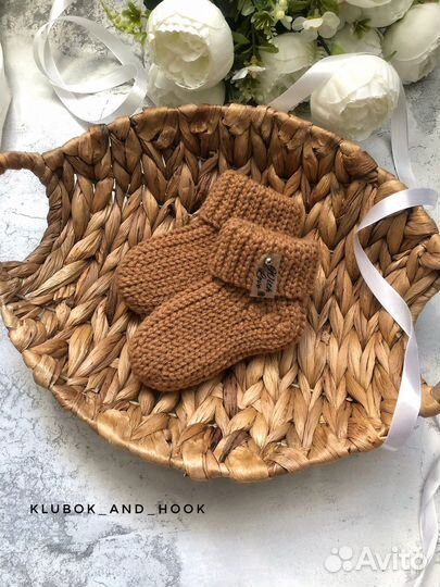 Носки для новорождённых. Ручная работа. Носки