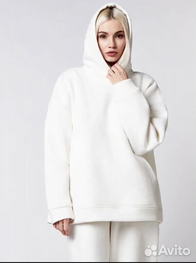 Спортивный костюм женский