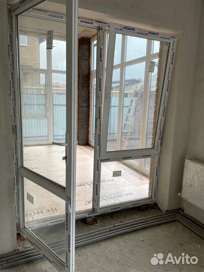 Балконная дверь