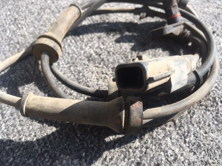 Датчик ABS nissan patrol