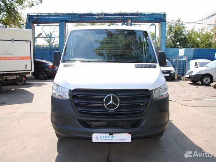 Mercedes-Benz Sprinter цельнометаллический, 2018