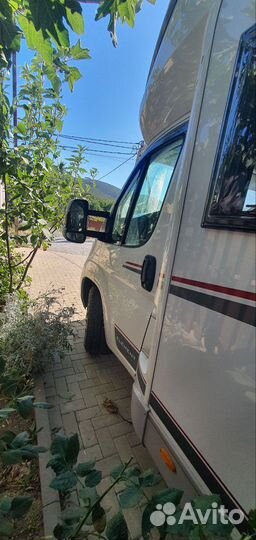 Полуинтегрированный LMC Element T 748, 2020