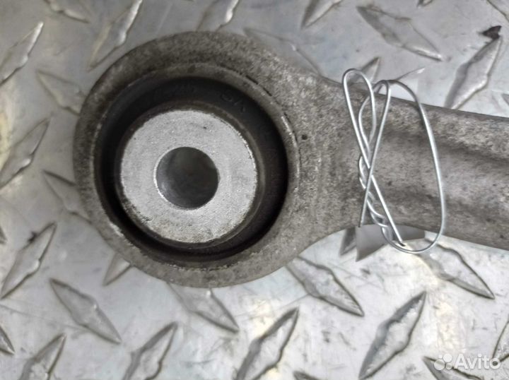 Рычаг зад L Mercedes C-klasse W205