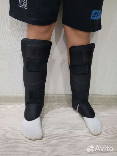 Щитки для единоборств