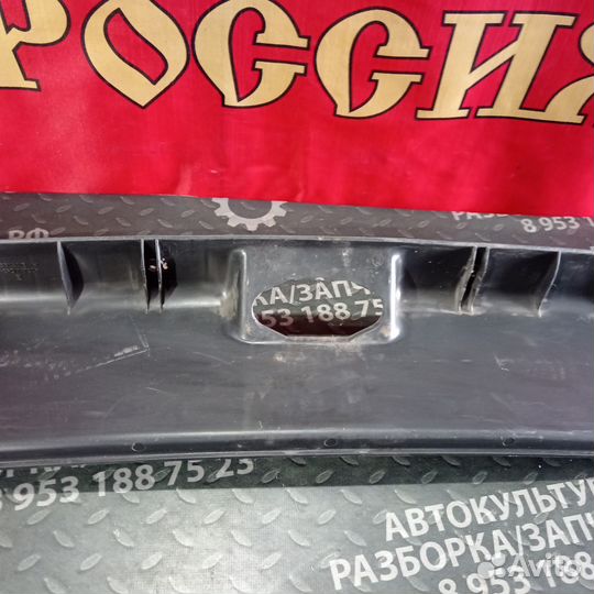 Накладка замка багажника LADA Granta FL седан