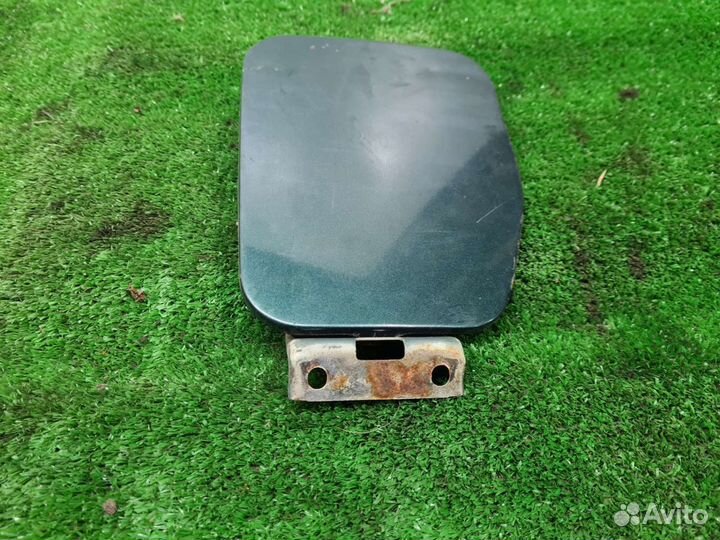 Лючок бензобака Suzuki Baleno 1