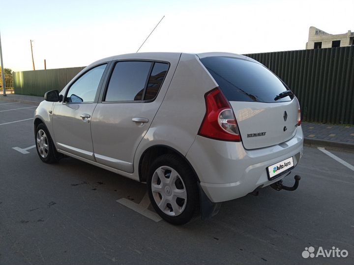 Renault Sandero 1.6 МТ, 2012, 104 000 км