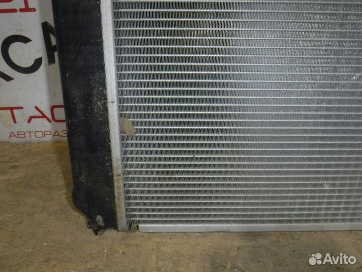Радиатор охлаждения Toyota Alphard (2008-2015)