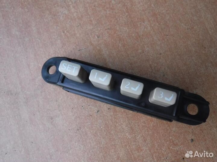 Переключатель рег. сиденья Lexus IS 250