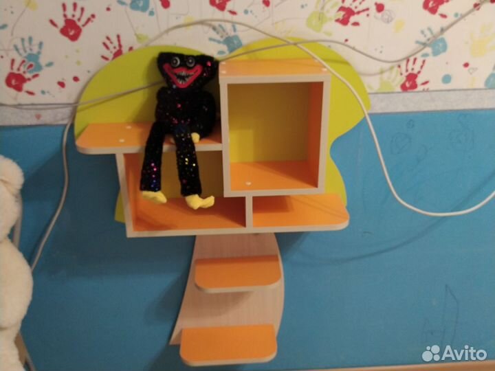 Полка настенная детская