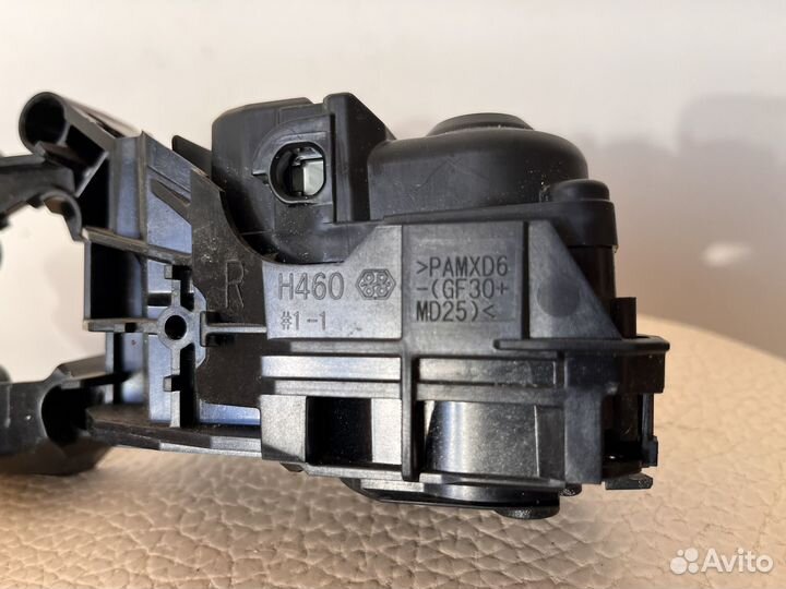 Моторчик правого зеркала Toyota Rav 4 xa 50