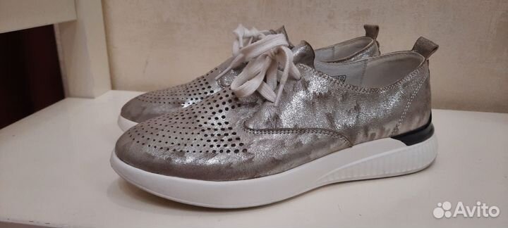 Ботиночки женские натуральная кожа 38