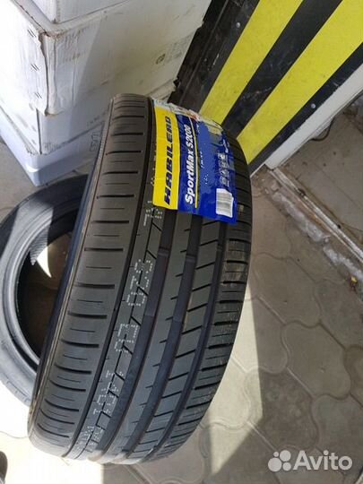 Habilead SportMax S2000 235/45 R20