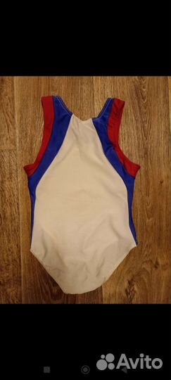Гимнастический купальник и шорты для мальчиков