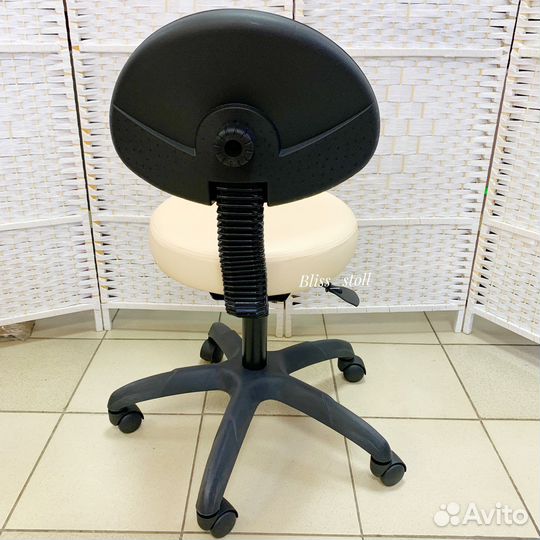 Стул мастера Таблетка со спинкой