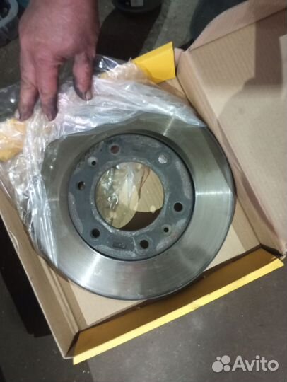 Тормозные диски перед