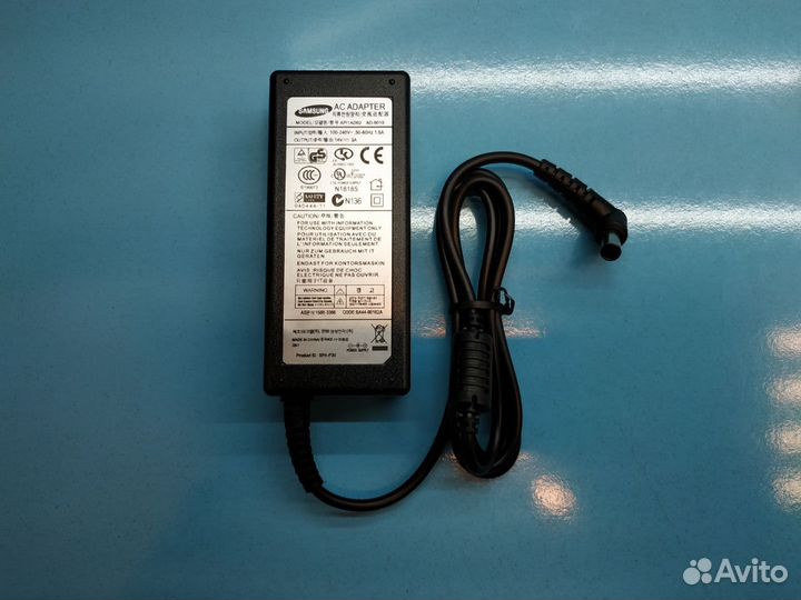 Блок питания монитора Samsung 14V 3A 42W 6.5х4.4мм