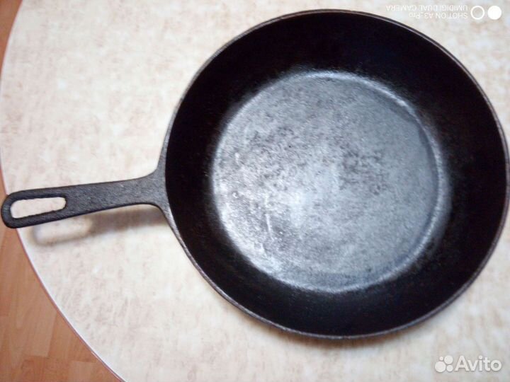 Сковороды чугунные