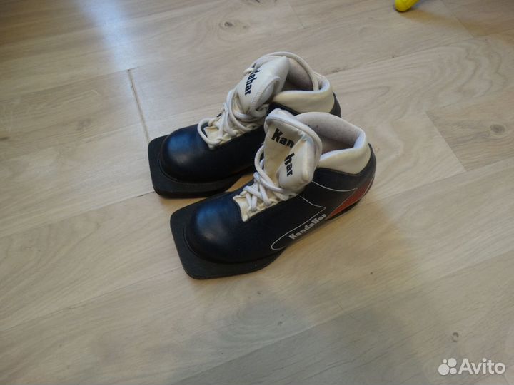 Лыжные ботинки детские