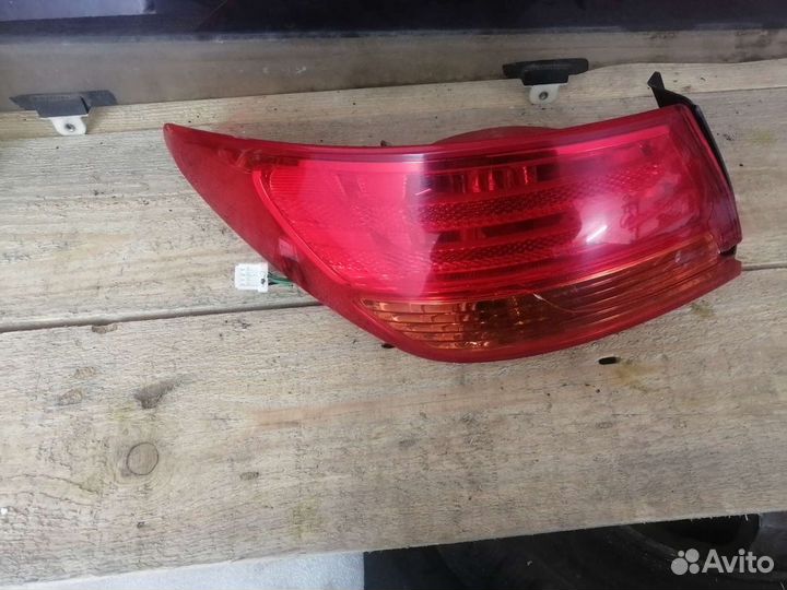 Задний стоп сигнал ниссан блюберд силфи