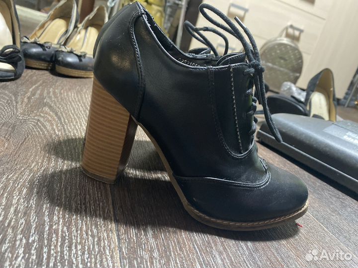 Ботинки женские