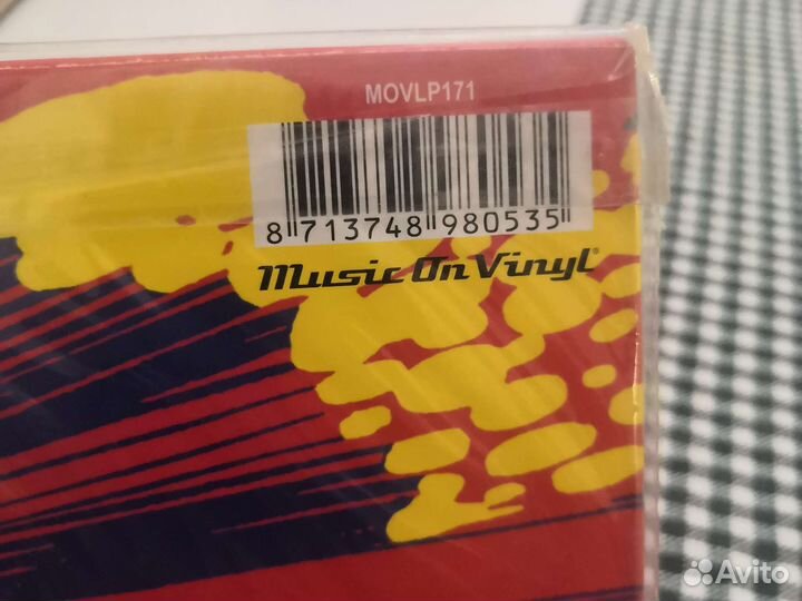 Винил Joe Satriani surfing with the alien