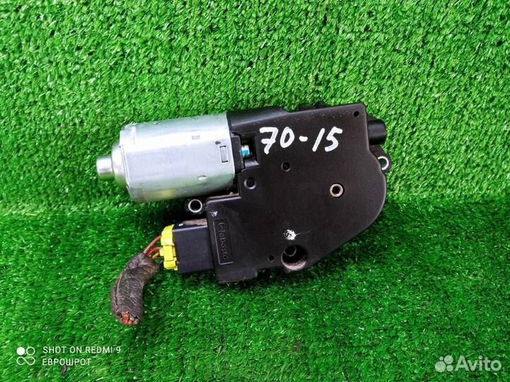 Моторчик люка Land Rover Range Rover Sport (2005