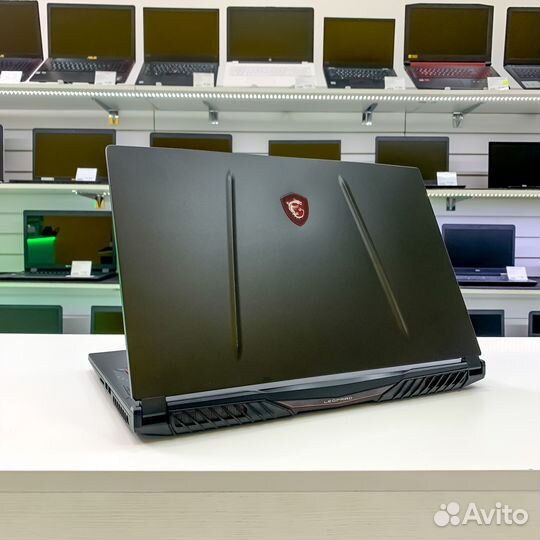 Игровой ноутбук MSI i7/RTX(6gb) /17.3/как новый