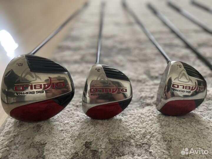 Набор профессиональных клюшек для гольфа