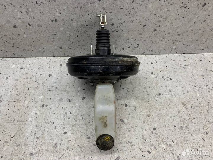 Усилитель тормозов вакуумный Toyota Corolla E150 2