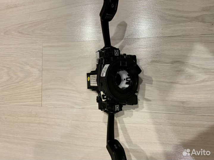 Шлейф подрулевой skoda octavia a7