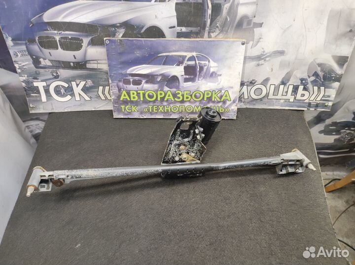 Трапеция стеклоочистителей Audi 100 C4