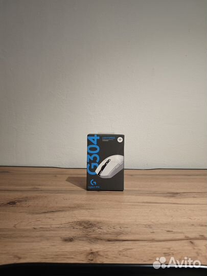 Беспроводная игровая мышь Logitech G304 белая
