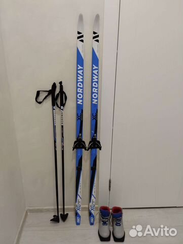 Беговые лыжи