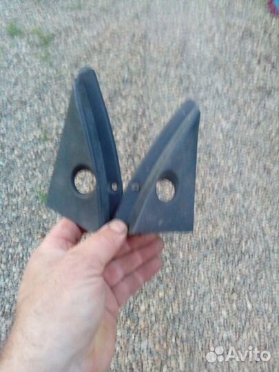 Внутренние крышки зеркал от рено 19