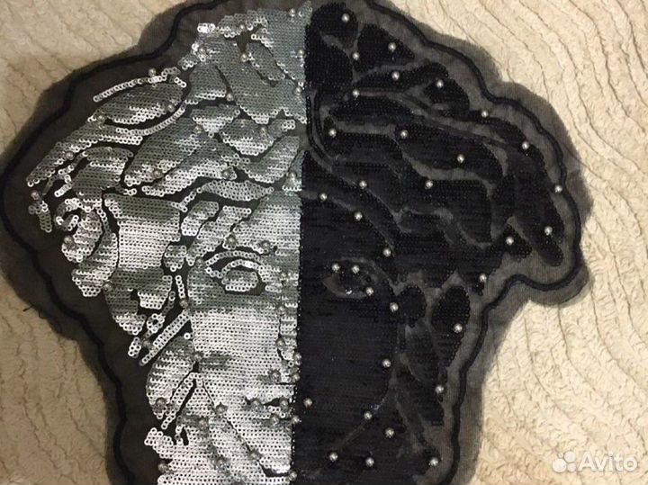 Вышитая аппликация