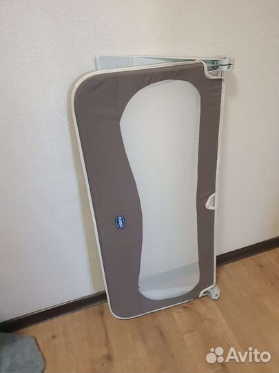 Бортик (ограничитель) для кровати