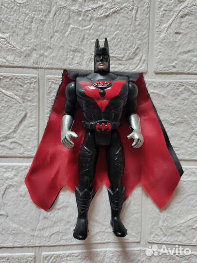 Фигурка Бэтмен 90-х годов