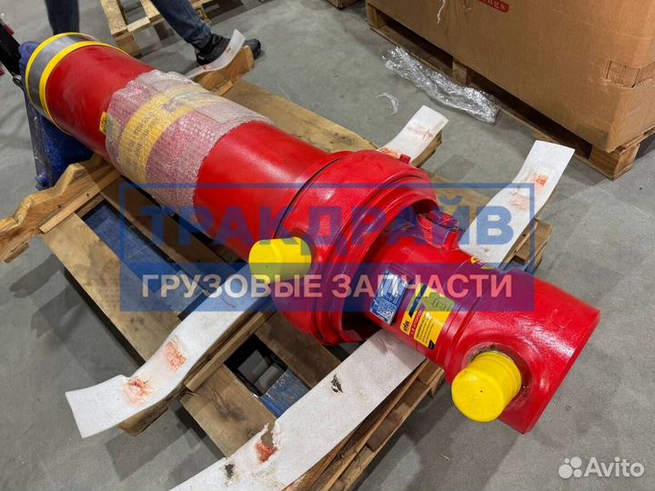 Гидроцилиндр подъема кузова Hyva