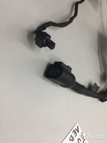 Электропроводка двери передней левой (Audi Q3)