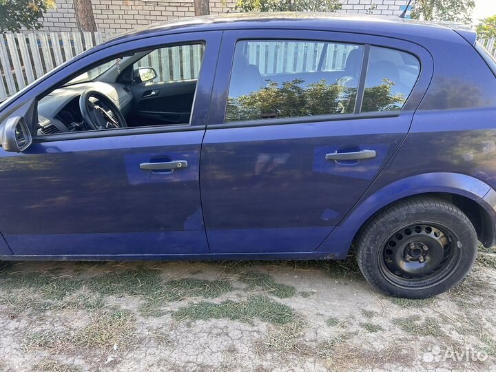 Opel Astra 1.4 МТ, 2005, 280 000 км